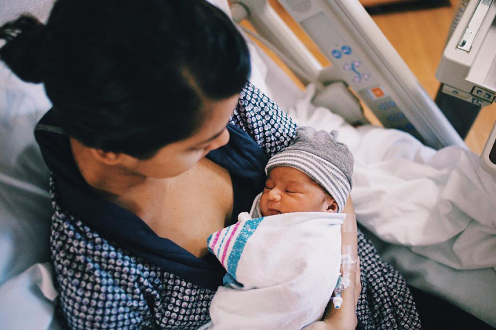 visiting a new mom ideas