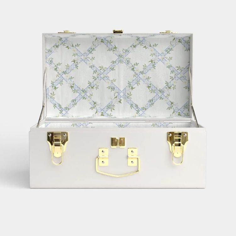 Mini Classic Keepsake Trunk