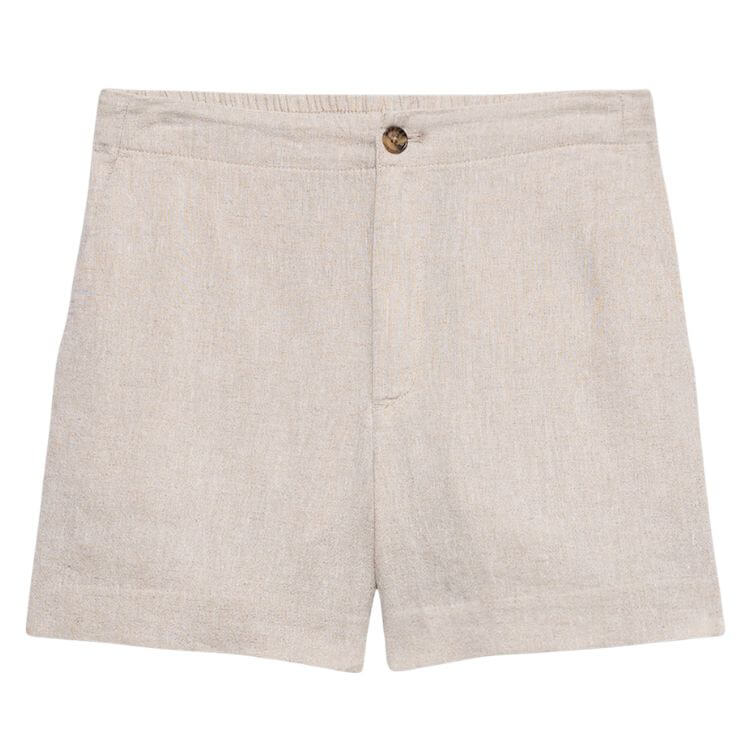 Linen shorts for road trip