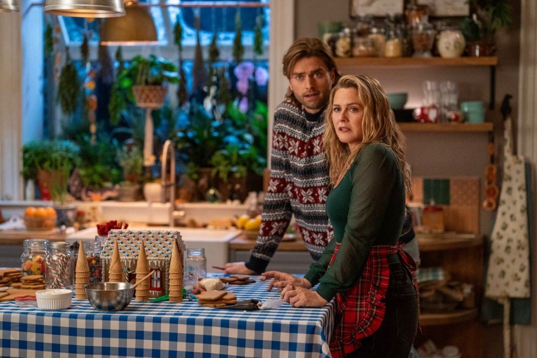 Cozy Up! The New Holiday Movies I’m Streaming This Year