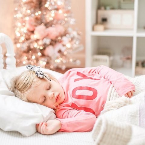toddler holiday sleep tips