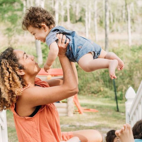 how to keep kids hydrated in hot weather