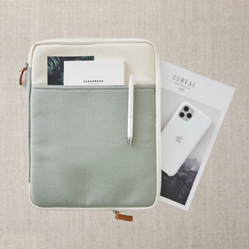 holiday gifts for teachers laptop pouch