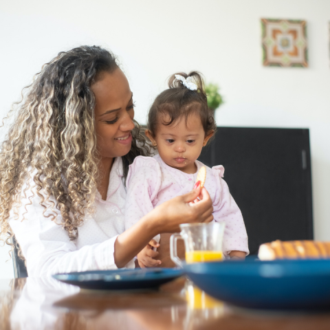 Tips For Feeding a Child With Sensory Issues