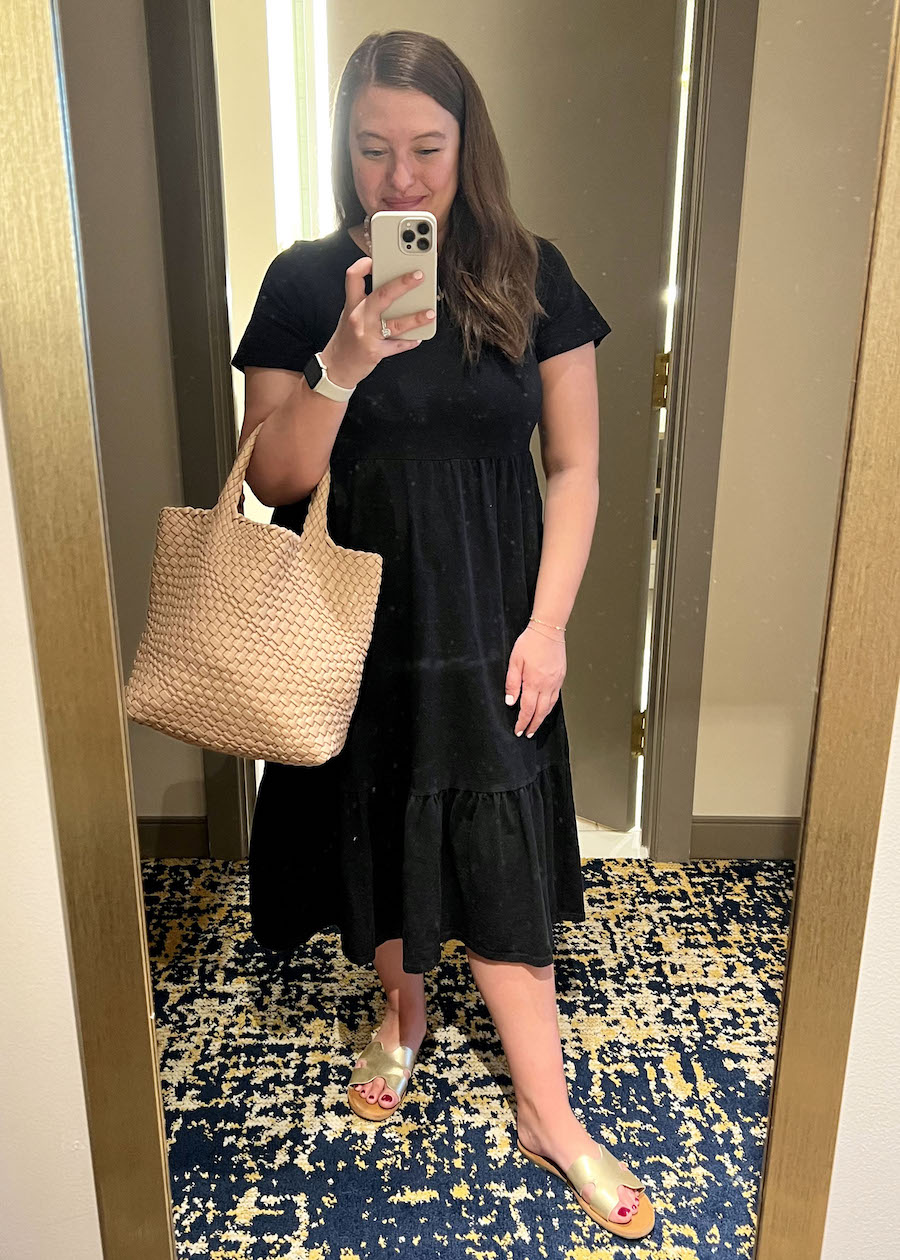 What to Wear to a Vegas Pool Party - Mommy Travels