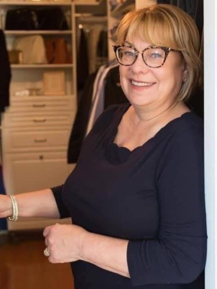 linda birkibine headshot