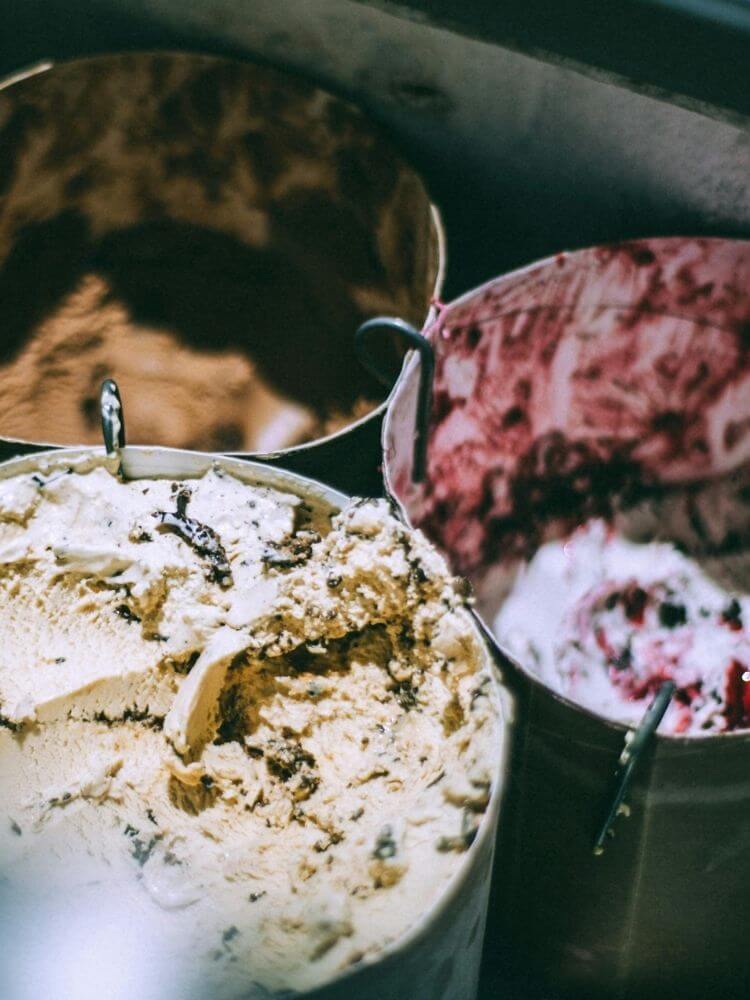 couples baby shower ice cream theme