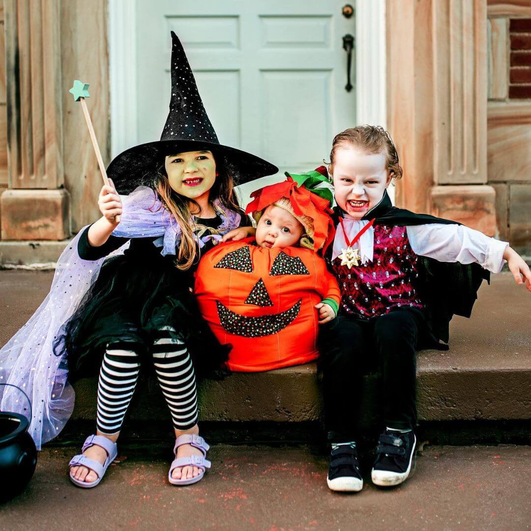 sibling Halloween costumes