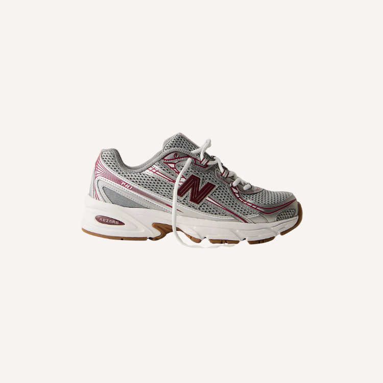 740 Sneakers