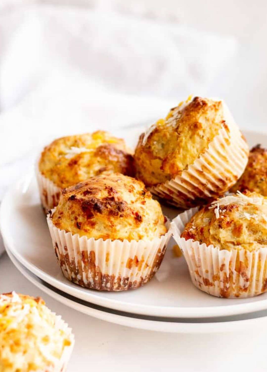 apple cheddar muffins thanksgiving treats