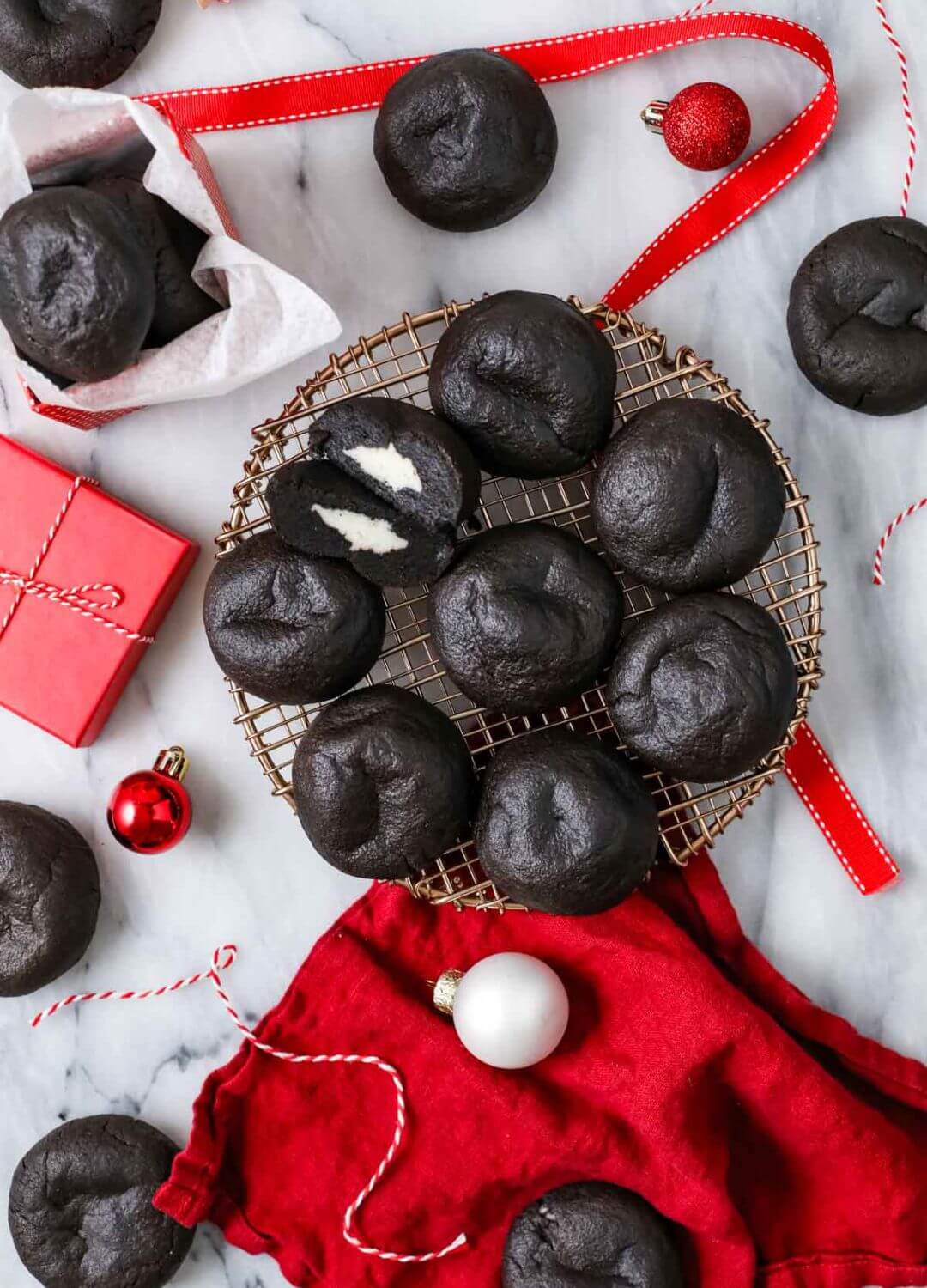 coal cookies christmas treats