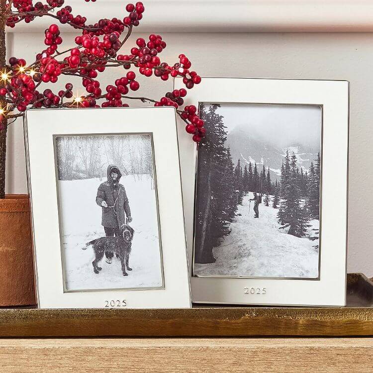 2025 Dated Enamel Frame