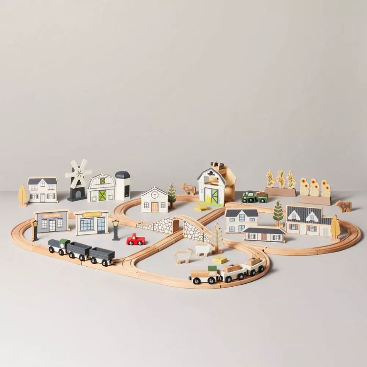 Toy Woodland Train Set	