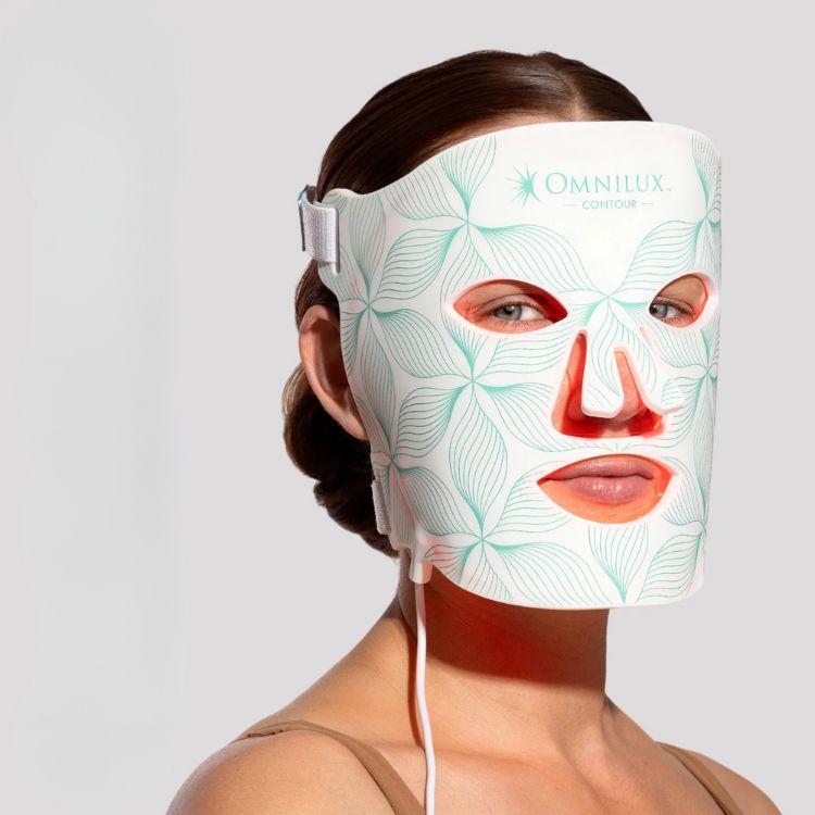 Omnilux Contour Face