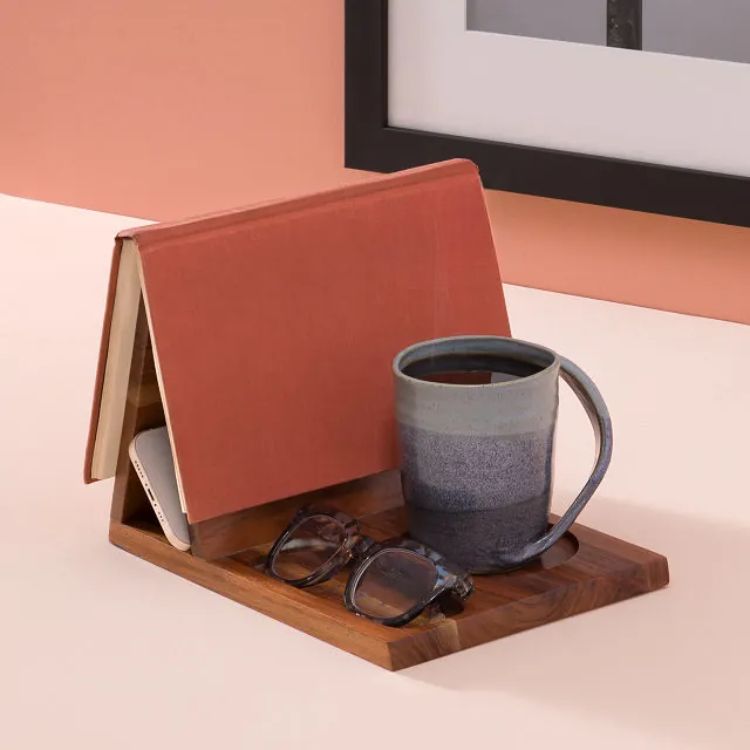 Book Nook Reading Valet	