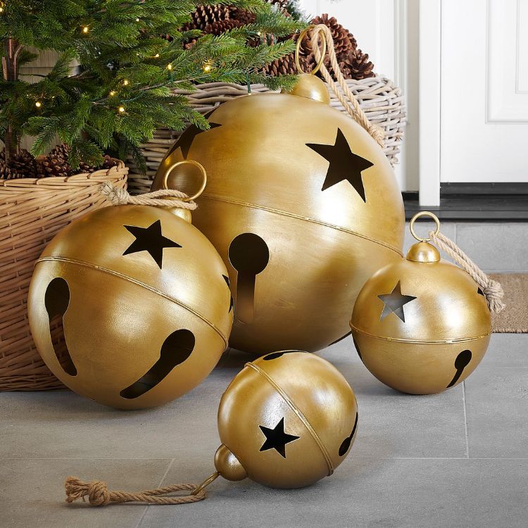 Oversized Jingle Bells