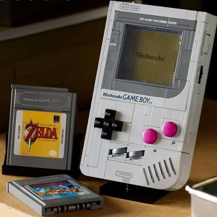 LEGO Game Boy Building Set