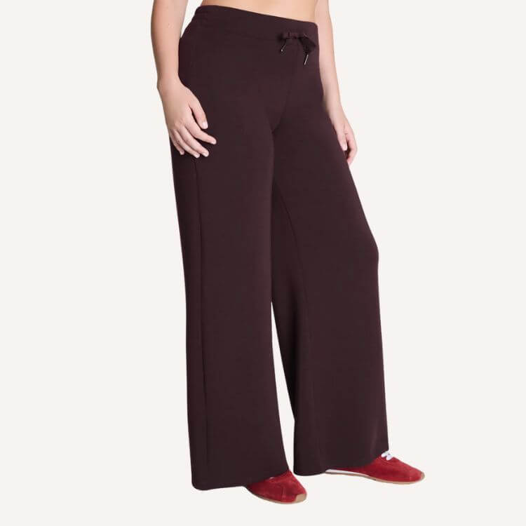 AirEssentials® Wide Leg Pant