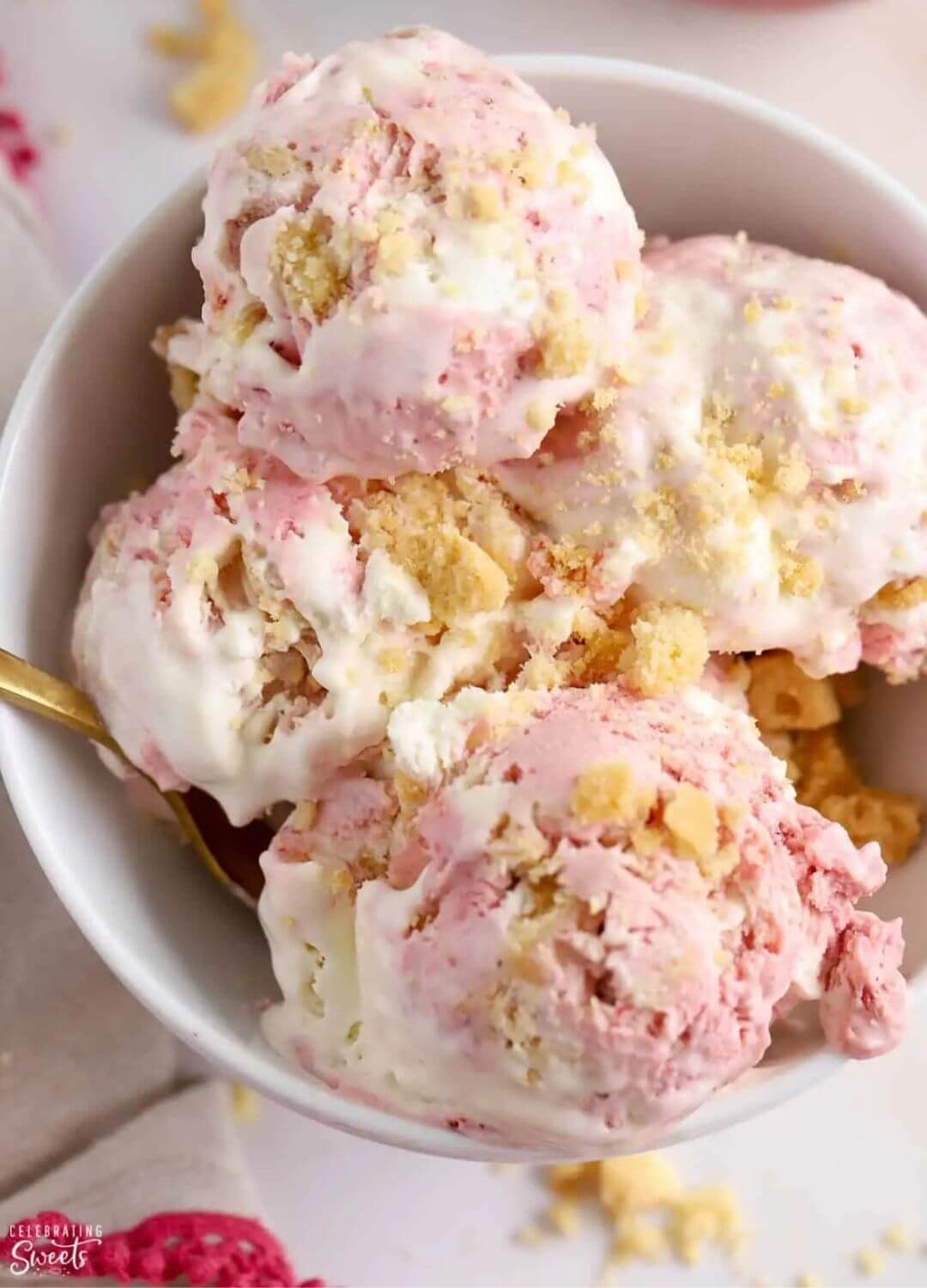 strawberry shortcake ice cream