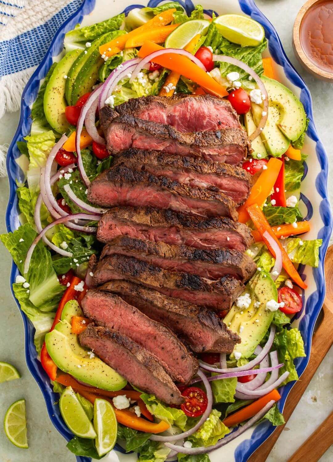fajita steak salad