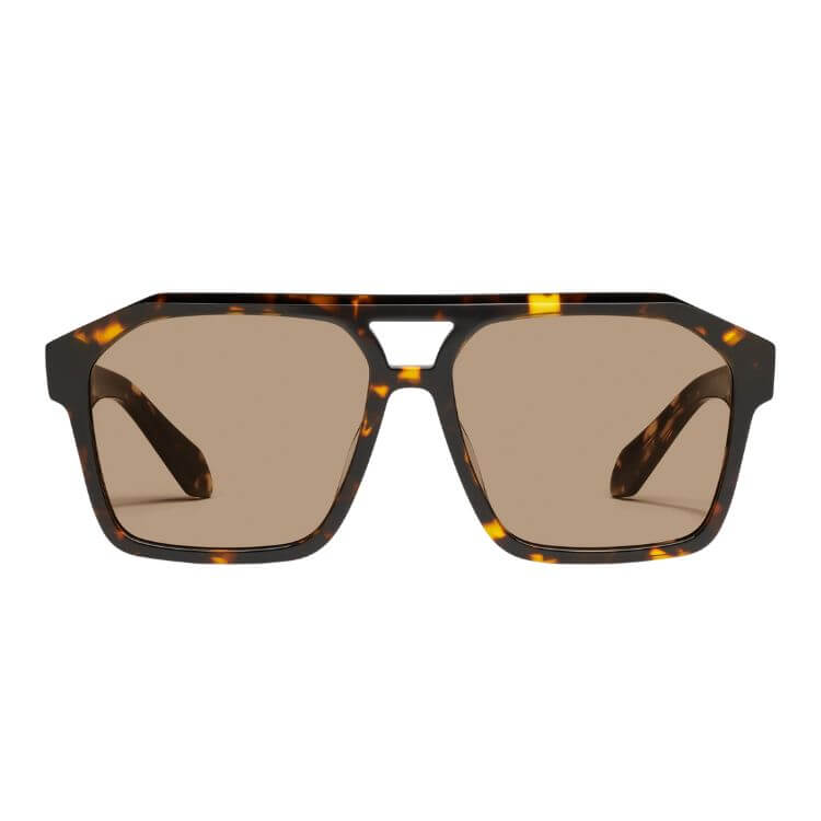 Spring capsule wardrobe sunglasses 