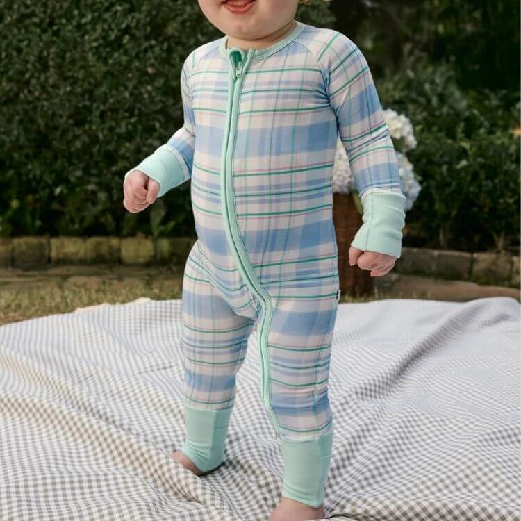 Springtime Plaid Zippy