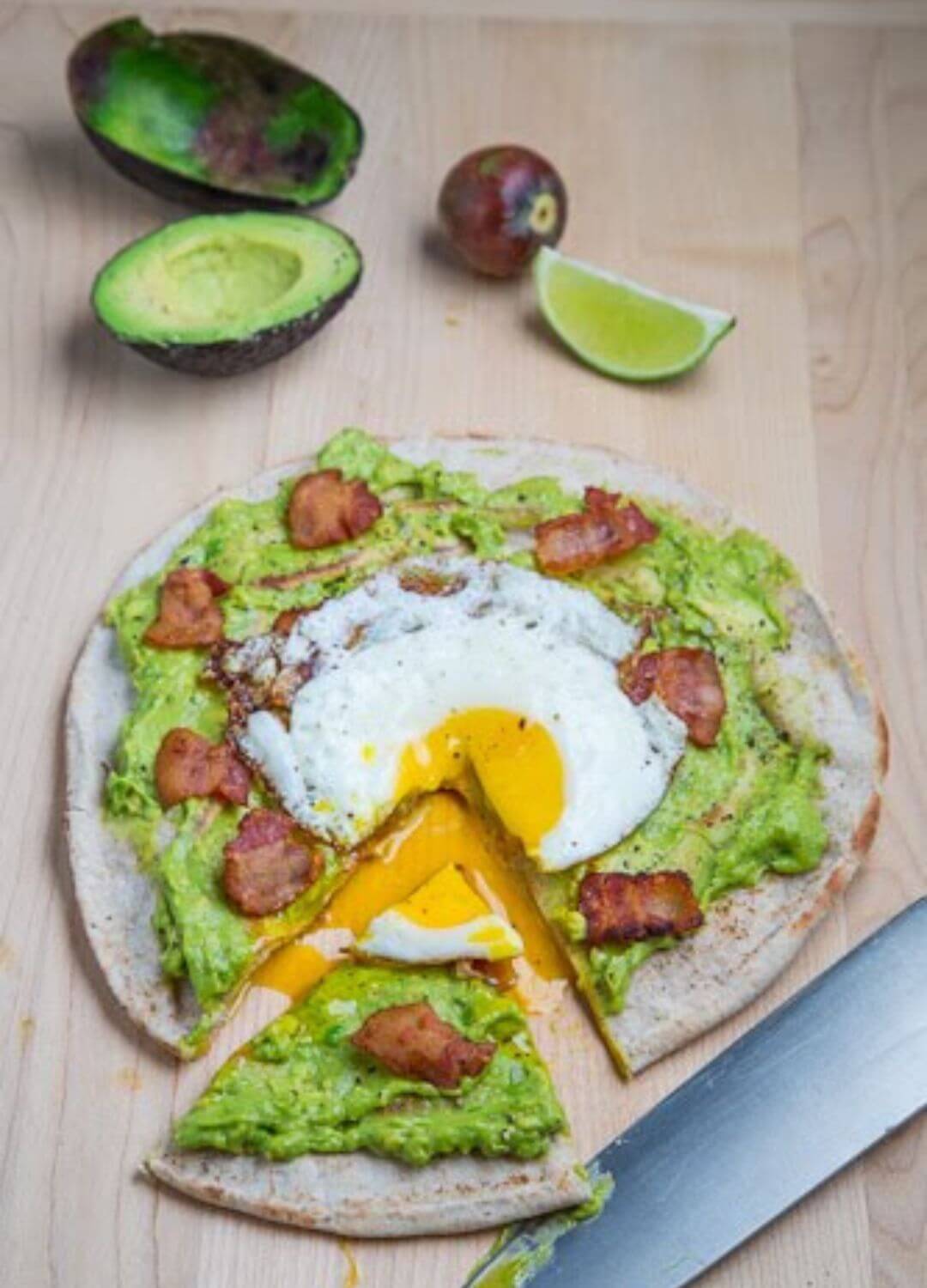 avocado breakfast pizza