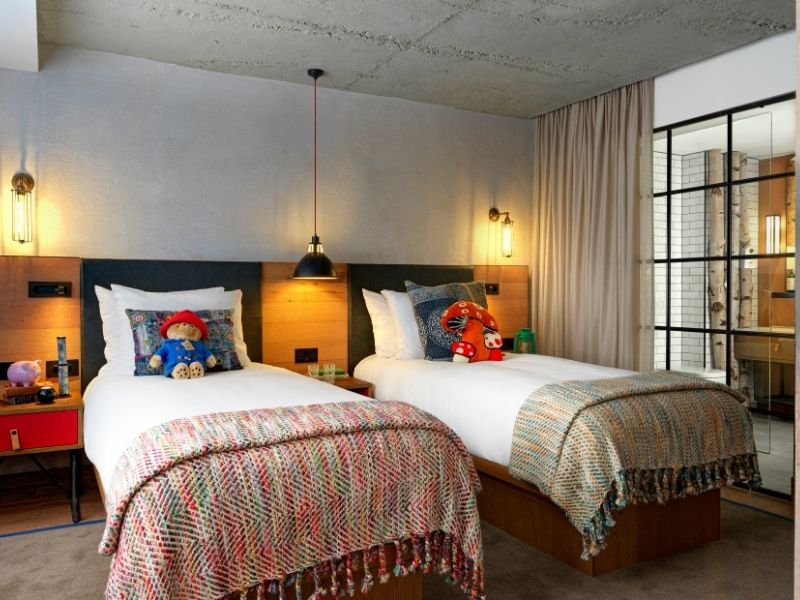 where to stay in London with kids