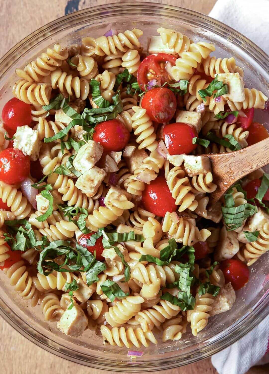 caprese pasta salad