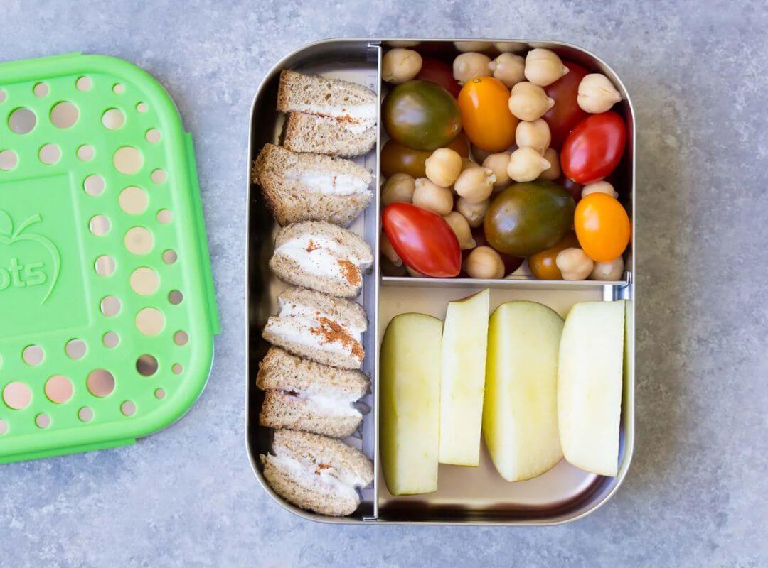 cream cheese sandwich lunch box idea