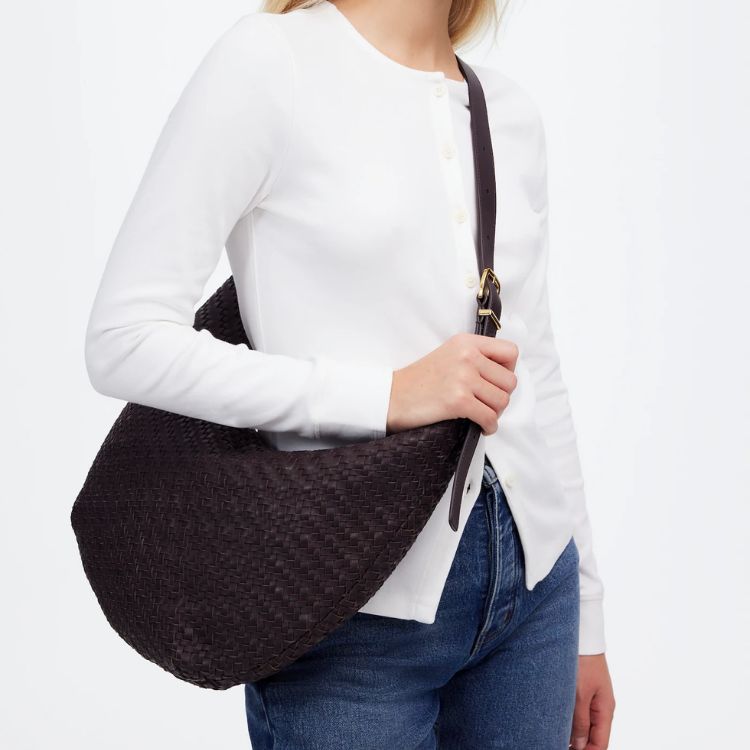 The Essential Curve Shoulder Bag