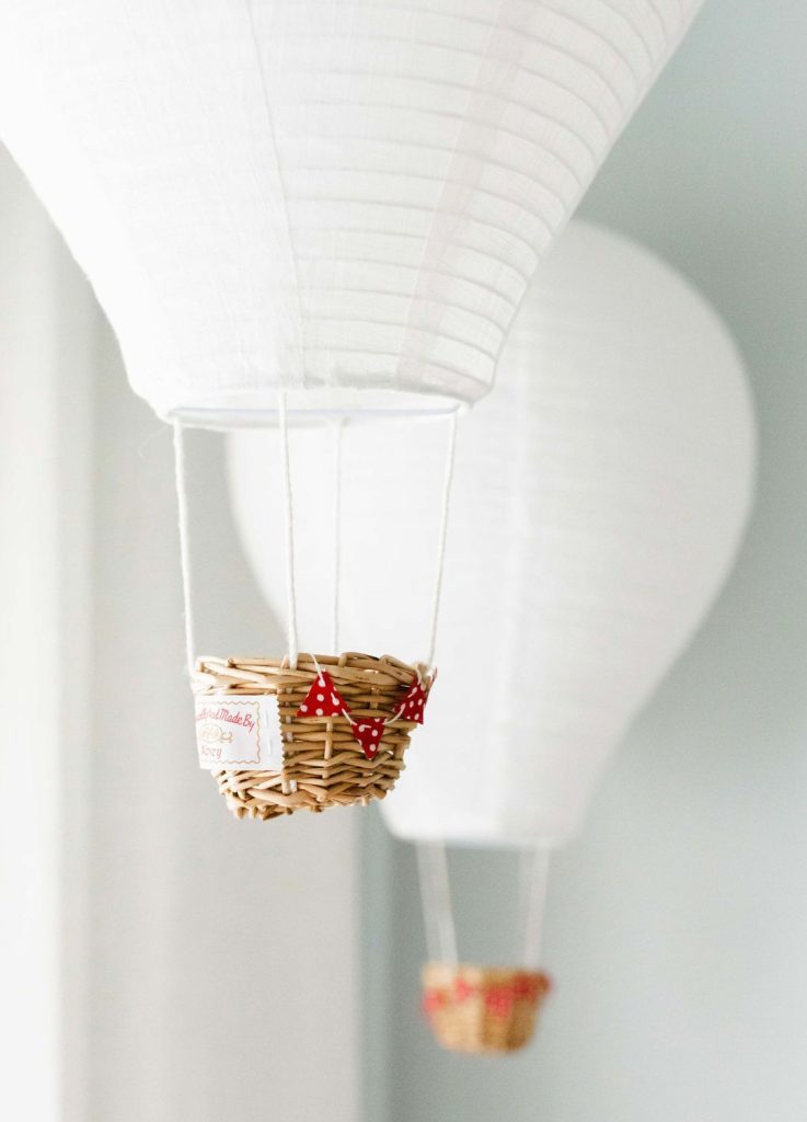 vintage hot air balloon decor