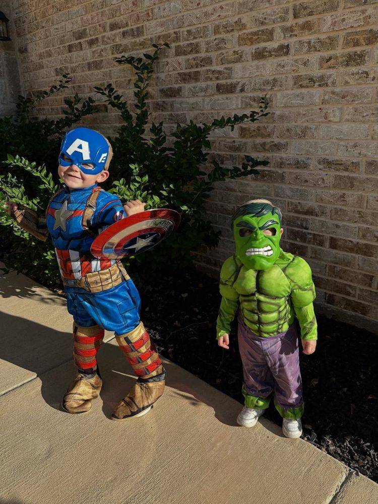 sibling superheroes