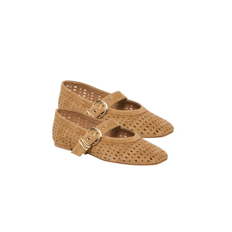 ballet flats fall capsule wardrobe