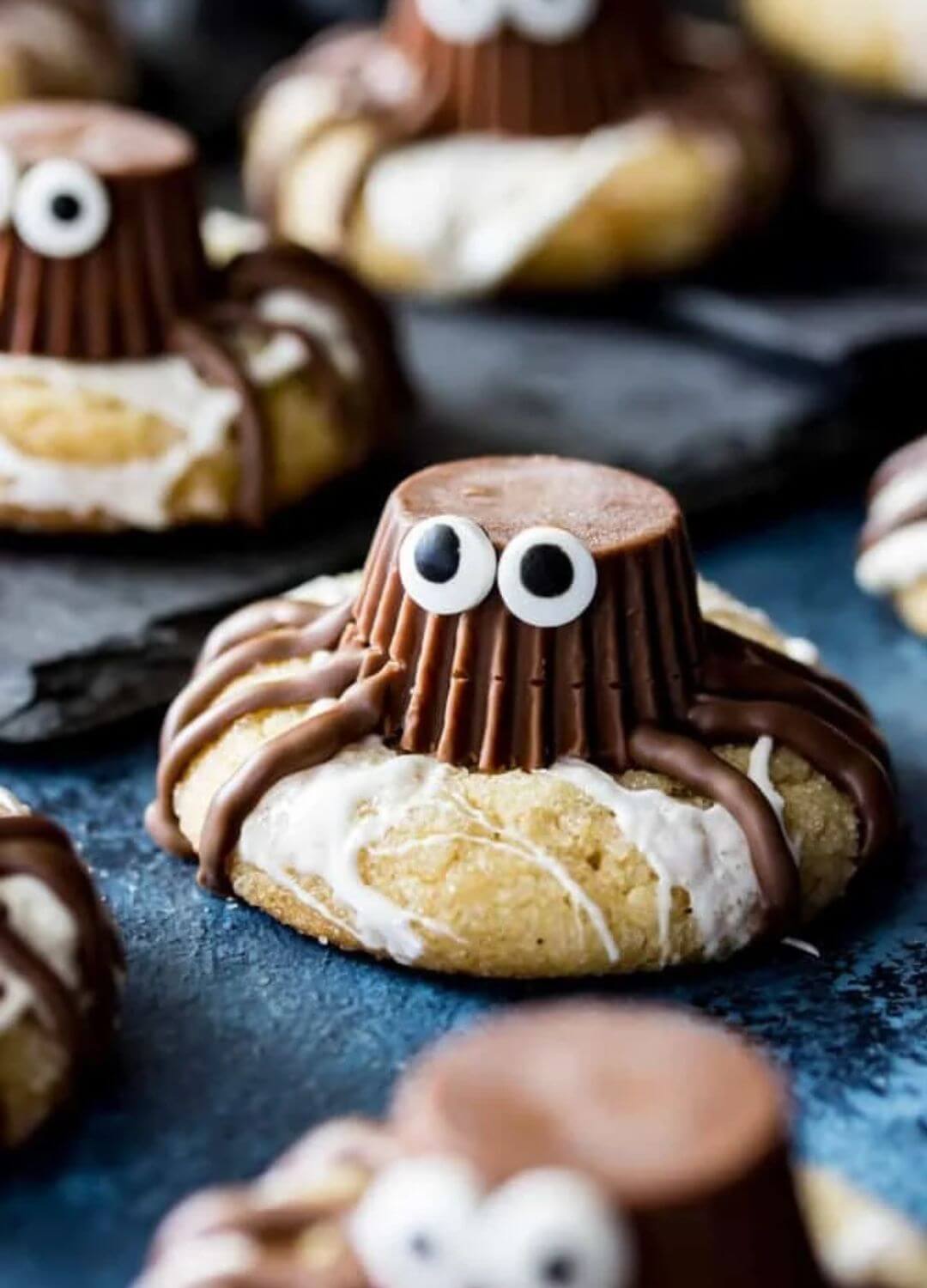 spider cookies halloween treats for kids
