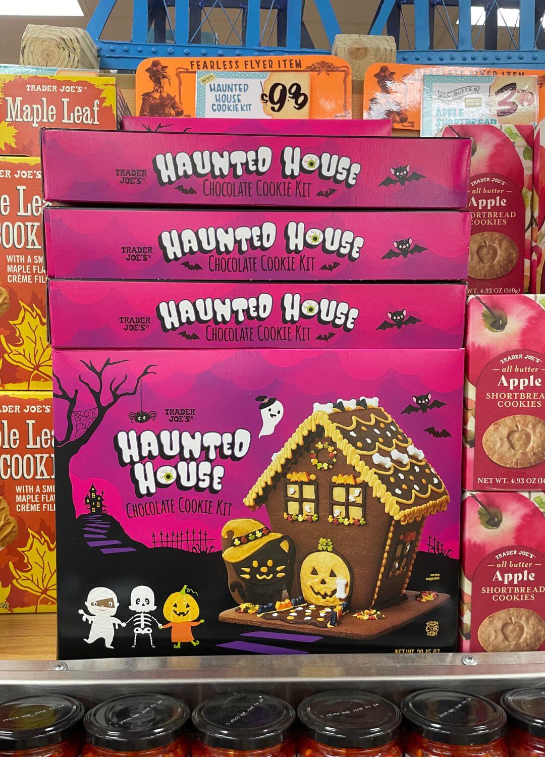 trader joe's halloween haunted house 2025
