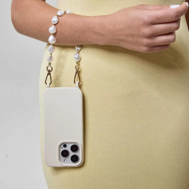 Lune Baroque Pearl Phone Chain