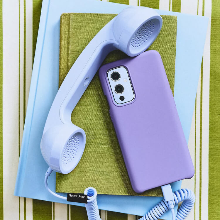 Retro Pop Phone Accessory