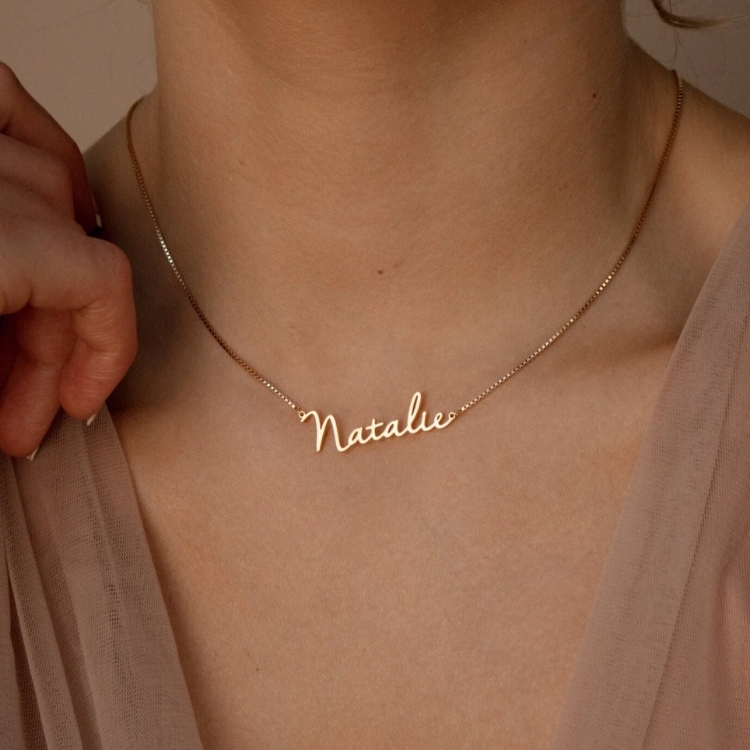 Name Necklace With Box Chain