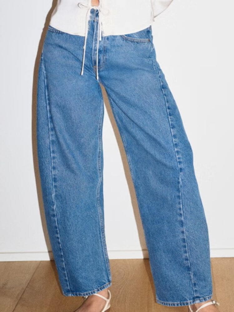 Mid Rise Barrel Jean