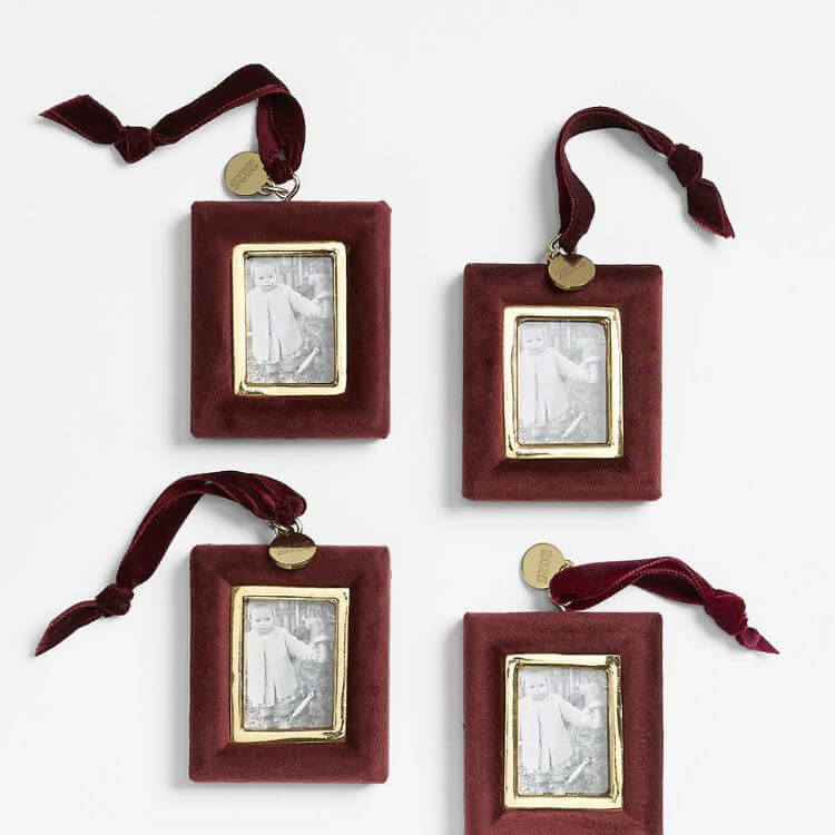 Velvet Frames