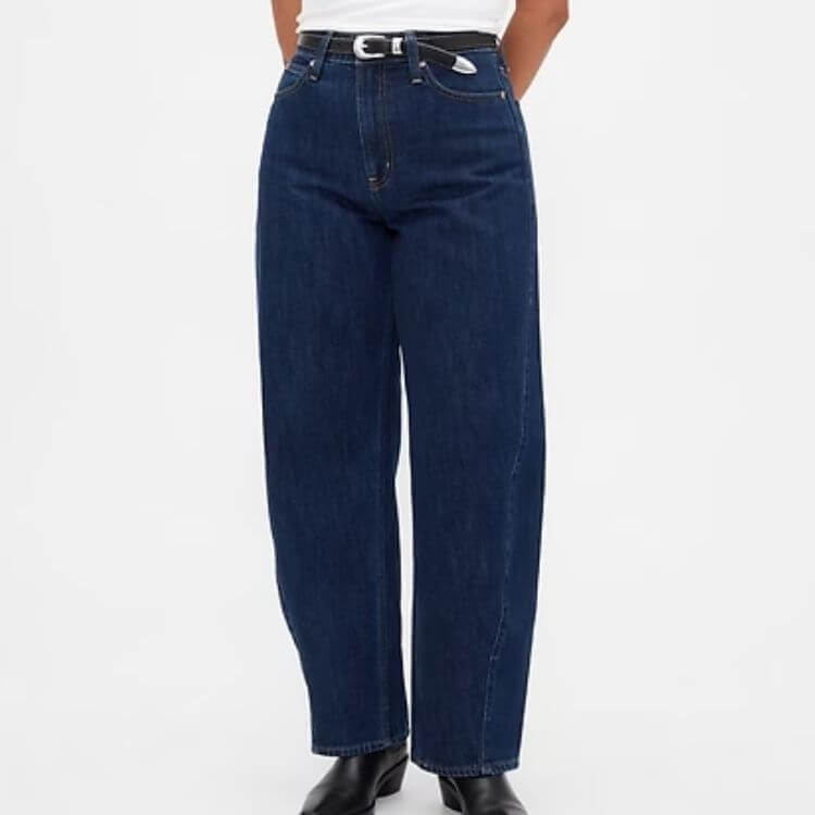 Curvy High Rise Barrel Jeans