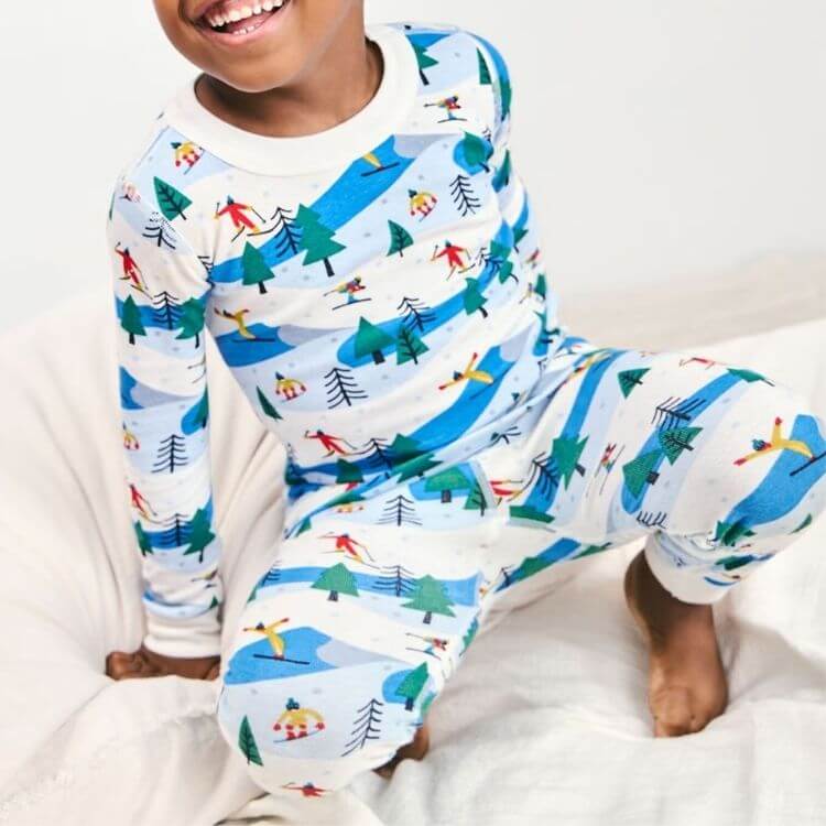 Holiday HannaJams Pajama Set