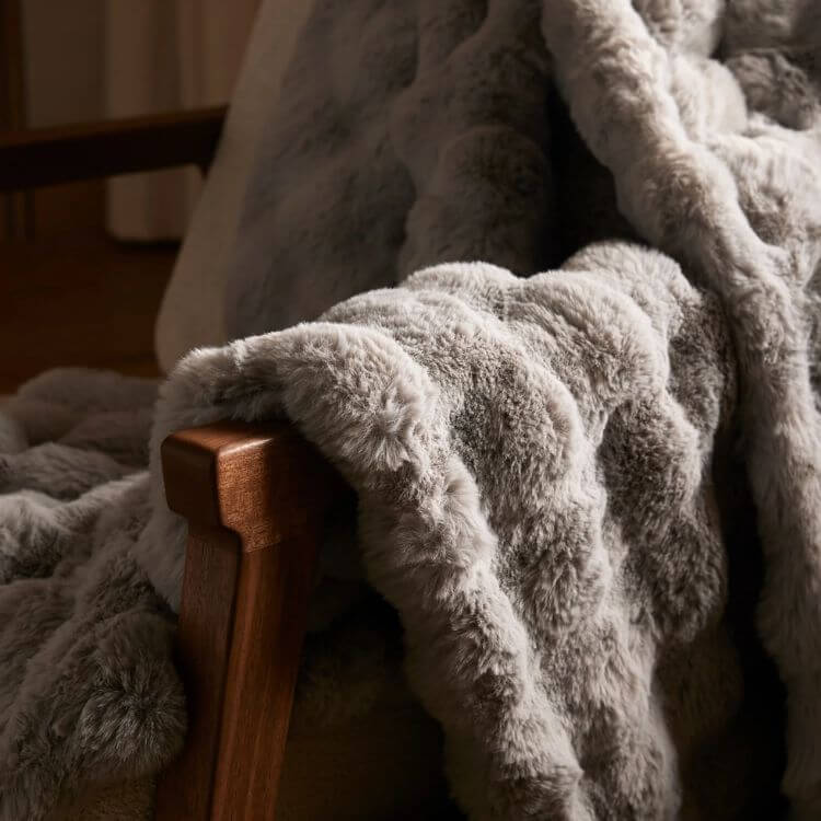 Bubble Cuddle Blanket
