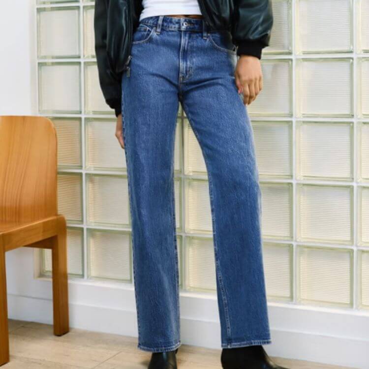 Curve Love High Rise 90s Relaxed Jean