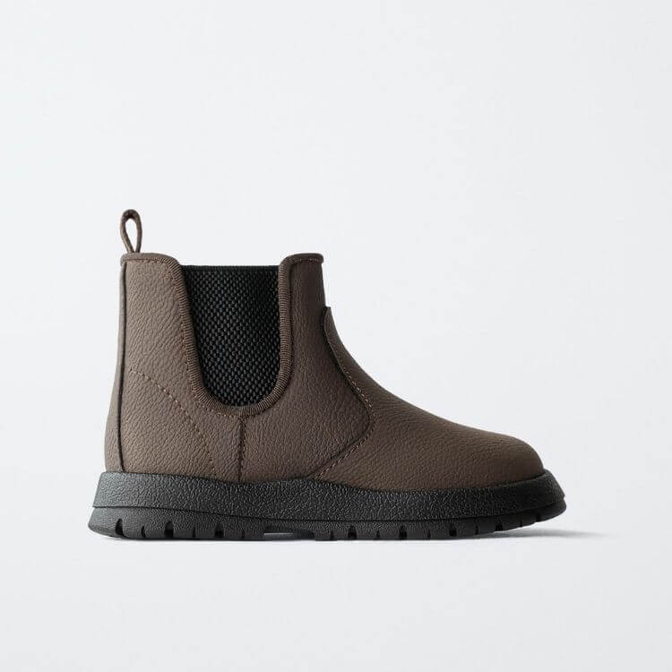 Elastic Boots