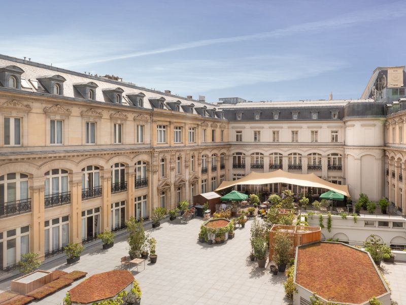 Paris hotel with kids