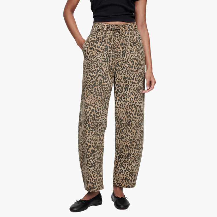 Mid Rise Pull-On Barrel Jeans