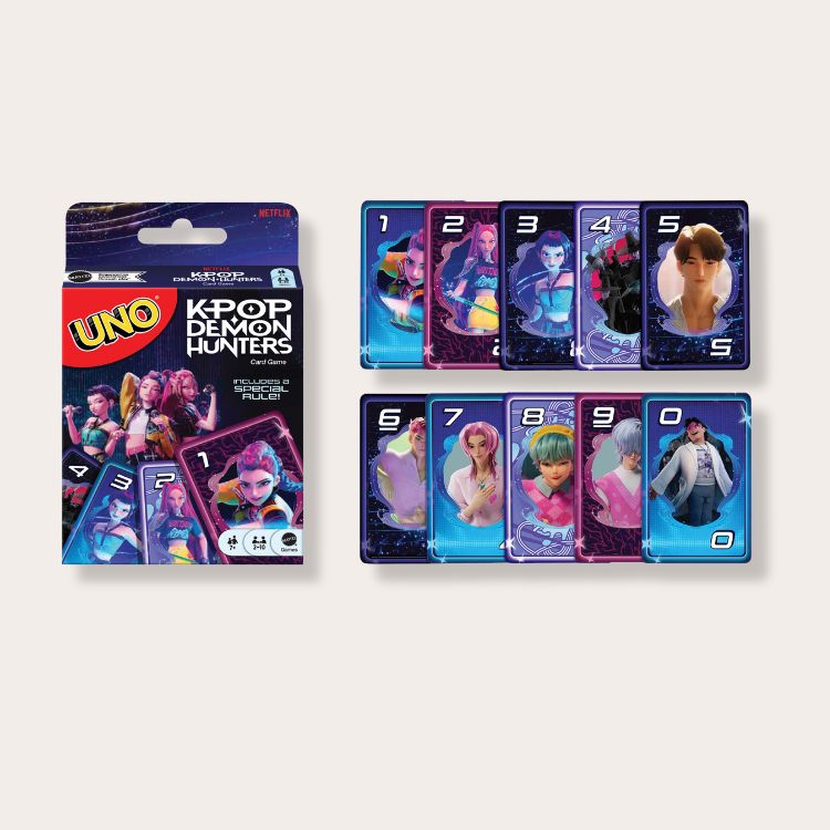 <em>Kpop Demon Hunters</em> Uno Card Game