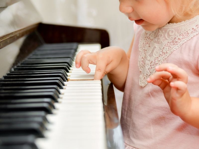 extracurricular activities for kids piano lessons